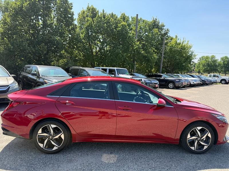 Hyundai Elantra Limited Hybrid 2023