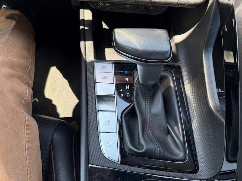 Hyundai Elantra Limited Hybrid 2023