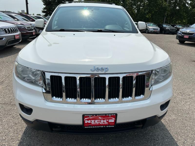 Jeep Grand Cherokee Laredo 4WD 2011