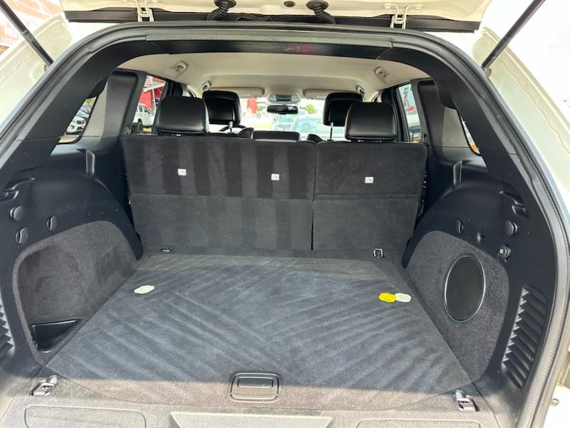 Jeep Grand Cherokee Laredo 4WD 2011