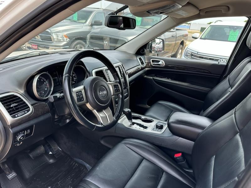 Jeep Grand Cherokee Laredo 4WD 2011