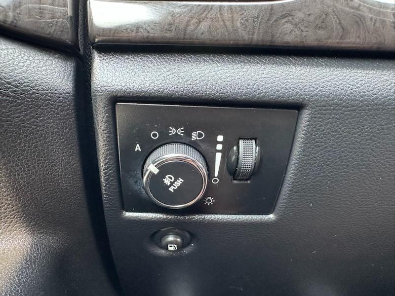 Jeep Grand Cherokee Laredo 4WD 2011