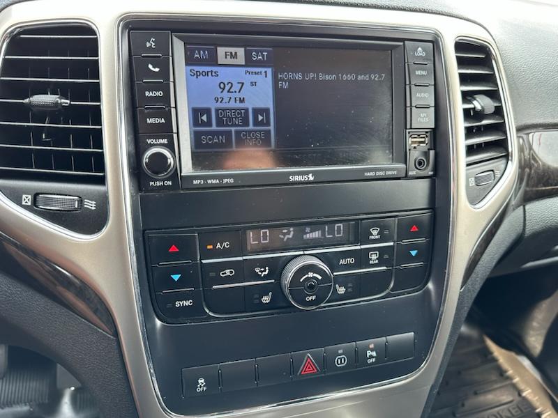 Jeep Grand Cherokee Laredo 4WD 2011