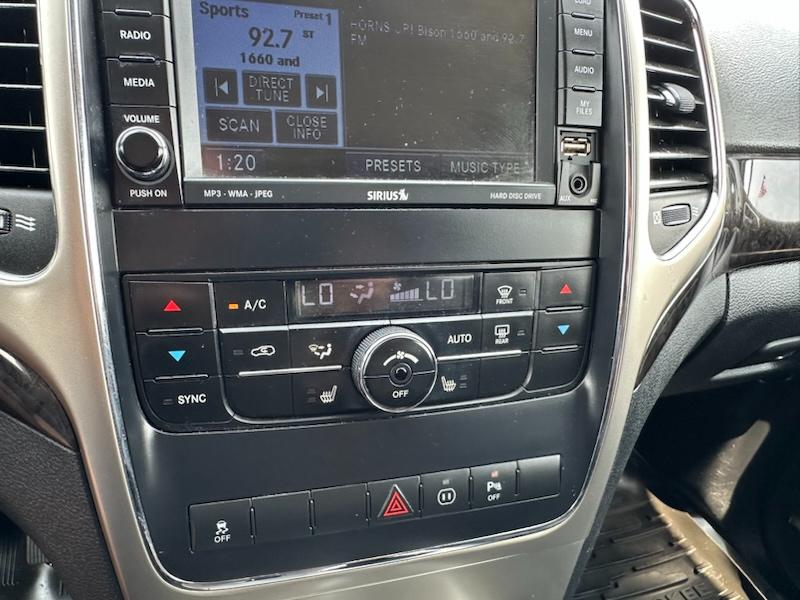 Jeep Grand Cherokee Laredo 4WD 2011