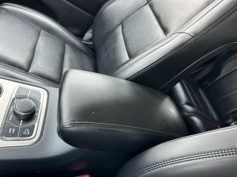 Jeep Grand Cherokee Laredo 4WD 2011