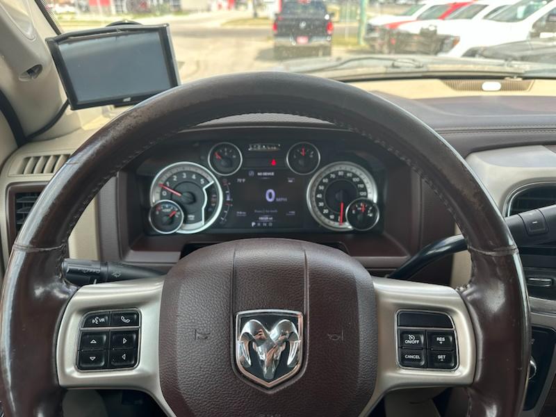 RAM 3500 Laramie Crew Cab 4WD 2015