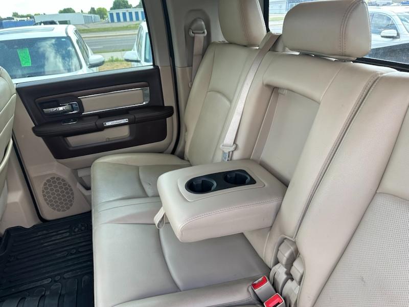 RAM 3500 Laramie Crew Cab 4WD 2015