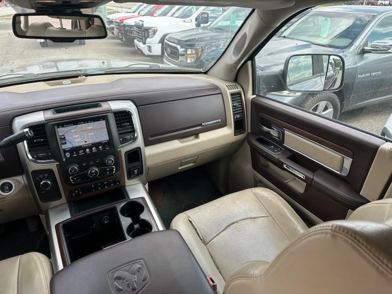 RAM 3500 Laramie Crew Cab 4WD 2015