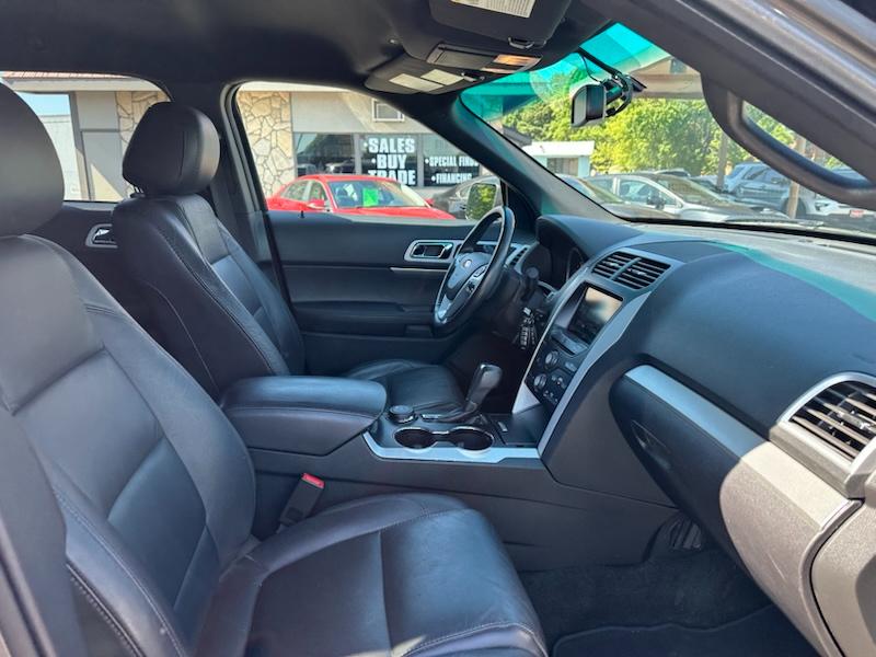 Ford Explorer XLT 4WD 2014