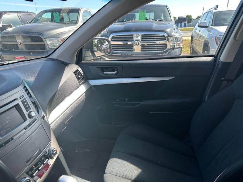 Subaru Outback 2.5i Premium 2014
