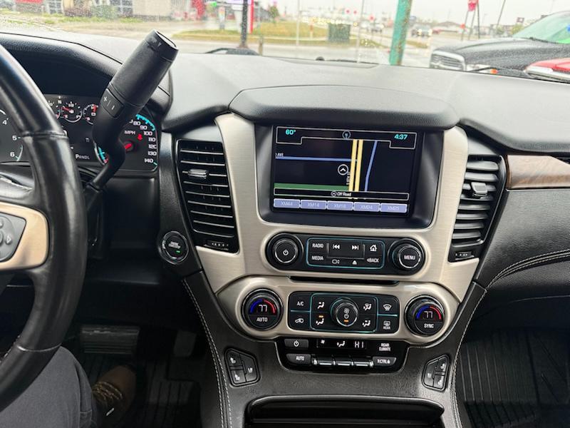 GMC Yukon XL Denali 4WD 2019