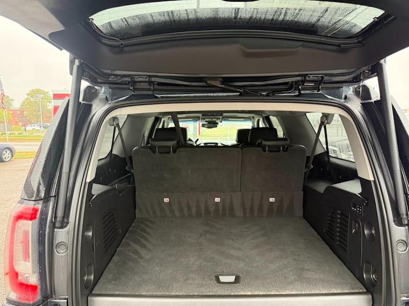 GMC Yukon XL Denali 4WD 2019
