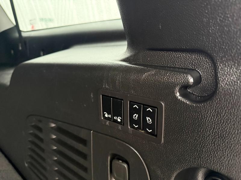 GMC Yukon XL Denali 4WD 2019