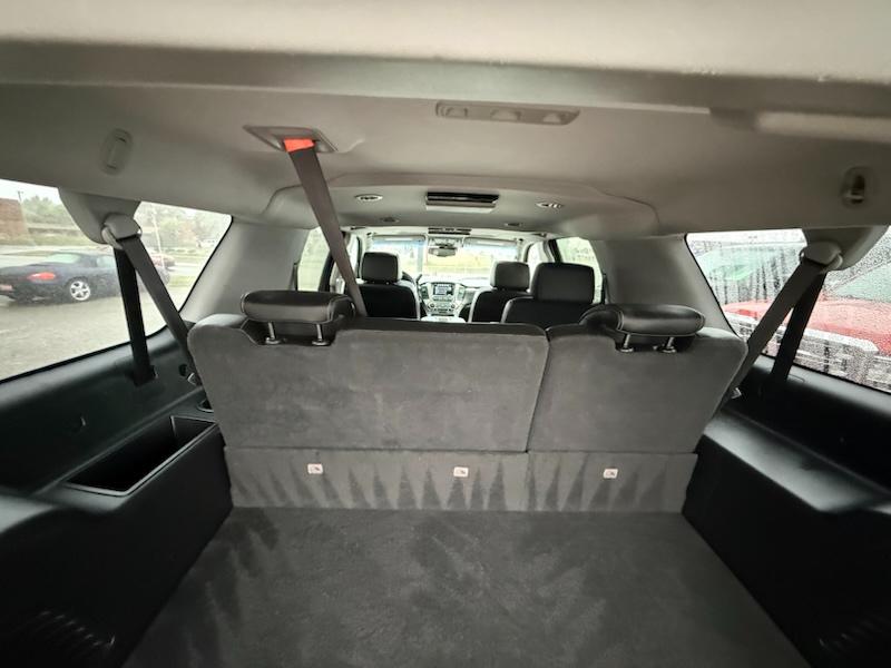 GMC Yukon XL Denali 4WD 2019