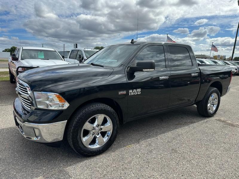 RAM 1500 Big Horn Crew Cab 4WD 2017