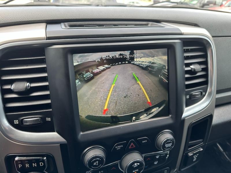 RAM 1500 Big Horn Crew Cab 4WD 2017