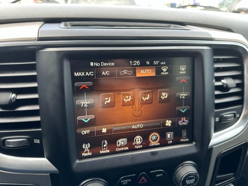 RAM 1500 Big Horn Crew Cab 4WD 2017