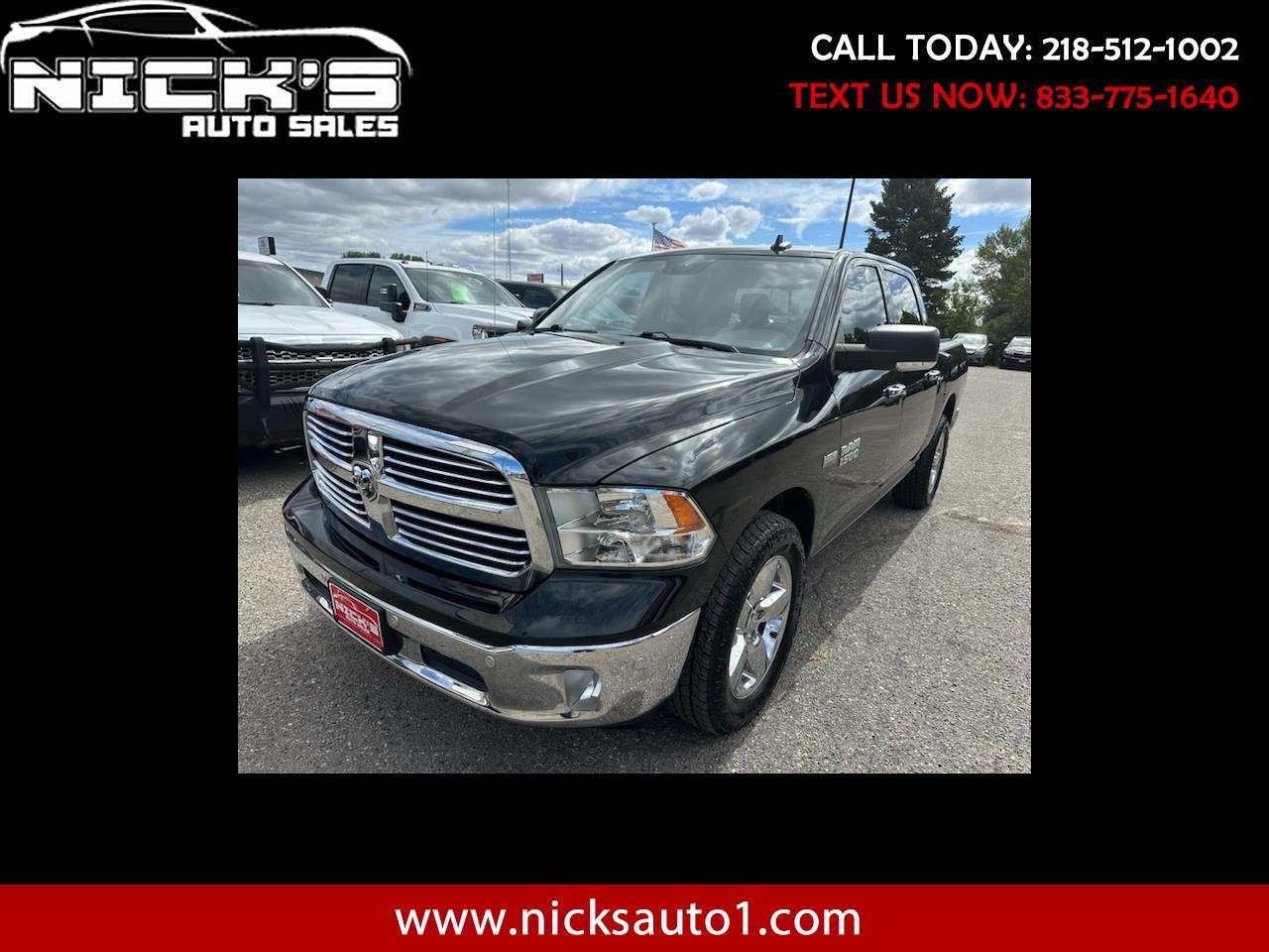 RAM 1500 Big Horn Crew Cab 4WD 2017