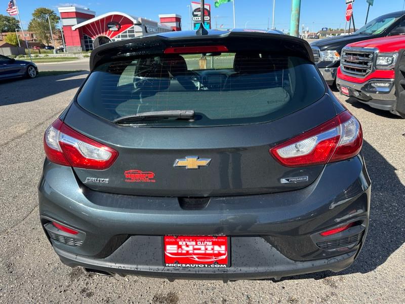 Chevrolet Cruze Premier Hatchback 2017