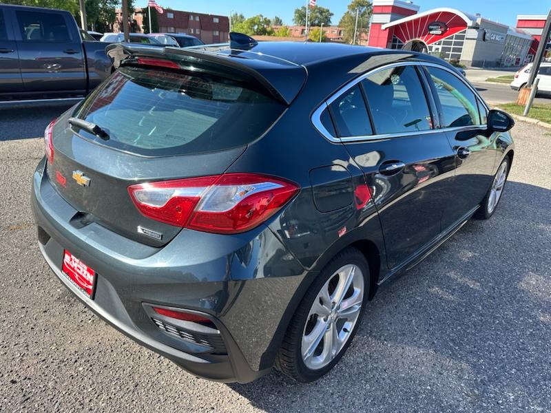 Chevrolet Cruze Premier Hatchback 2017