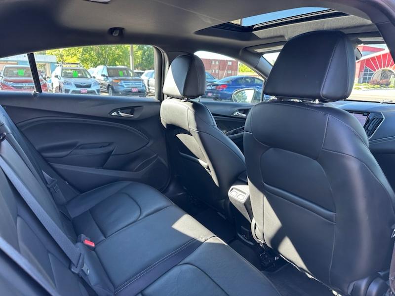 Chevrolet Cruze Premier Hatchback 2017