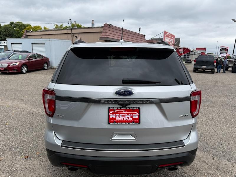 Ford Explorer XLT 4WD 2019