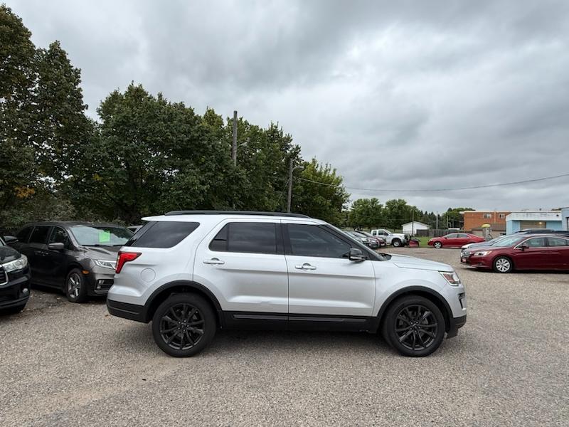 Ford Explorer XLT 4WD 2019