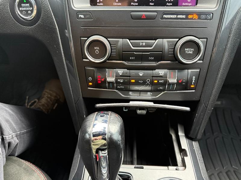 Ford Explorer XLT 4WD 2019