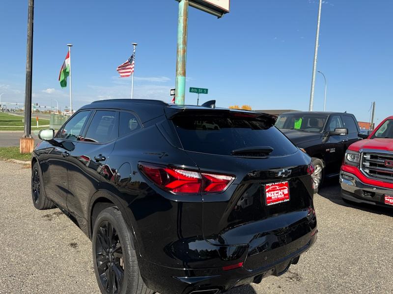Chevrolet Blazer photo 3