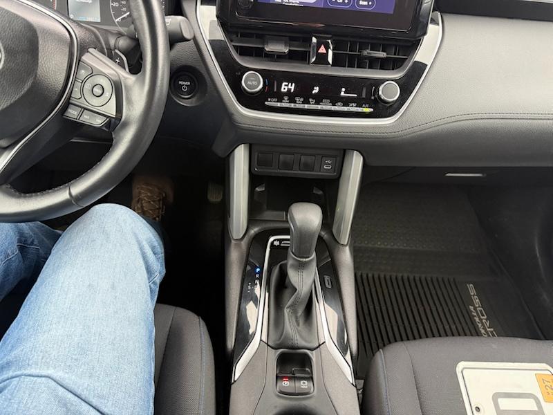 Toyota Corolla Cross XSE AWD 2025