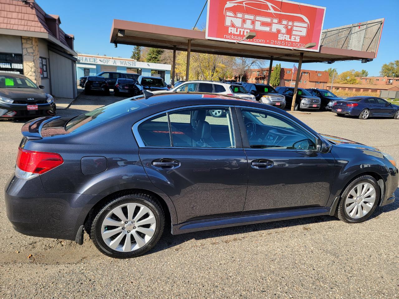 Subaru Legacy 2.5i Limited 2011