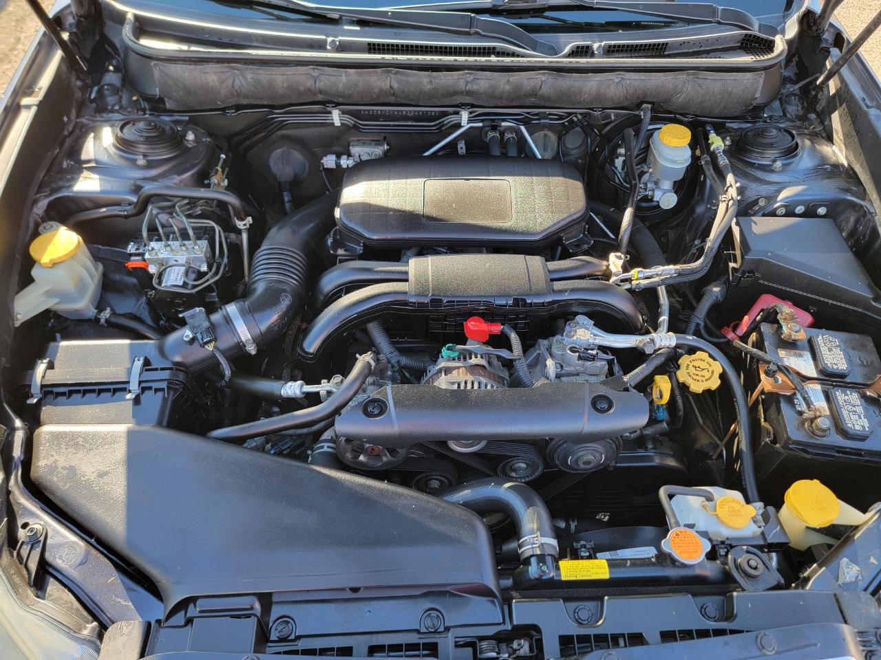 Subaru Legacy 2.5i Limited 2011