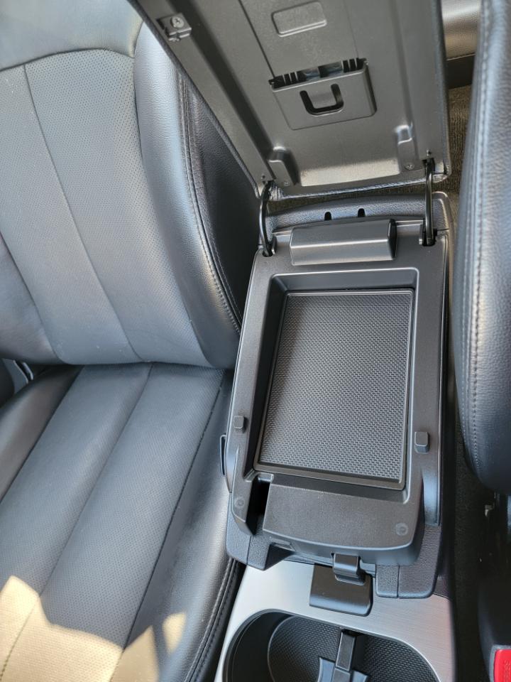 Subaru Legacy 2.5i Limited 2011
