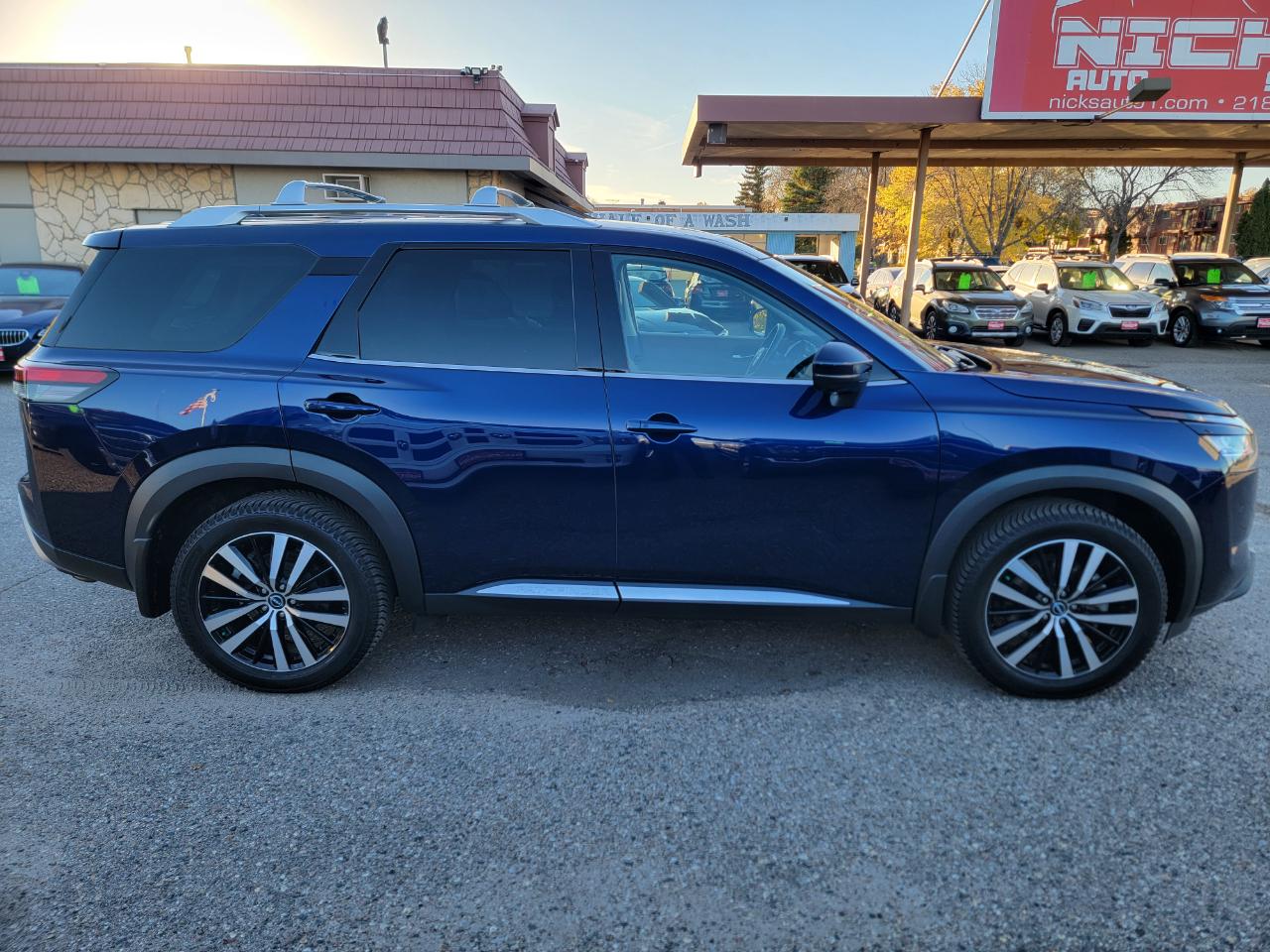 Nissan Pathfinder Platinum 4WD 2024