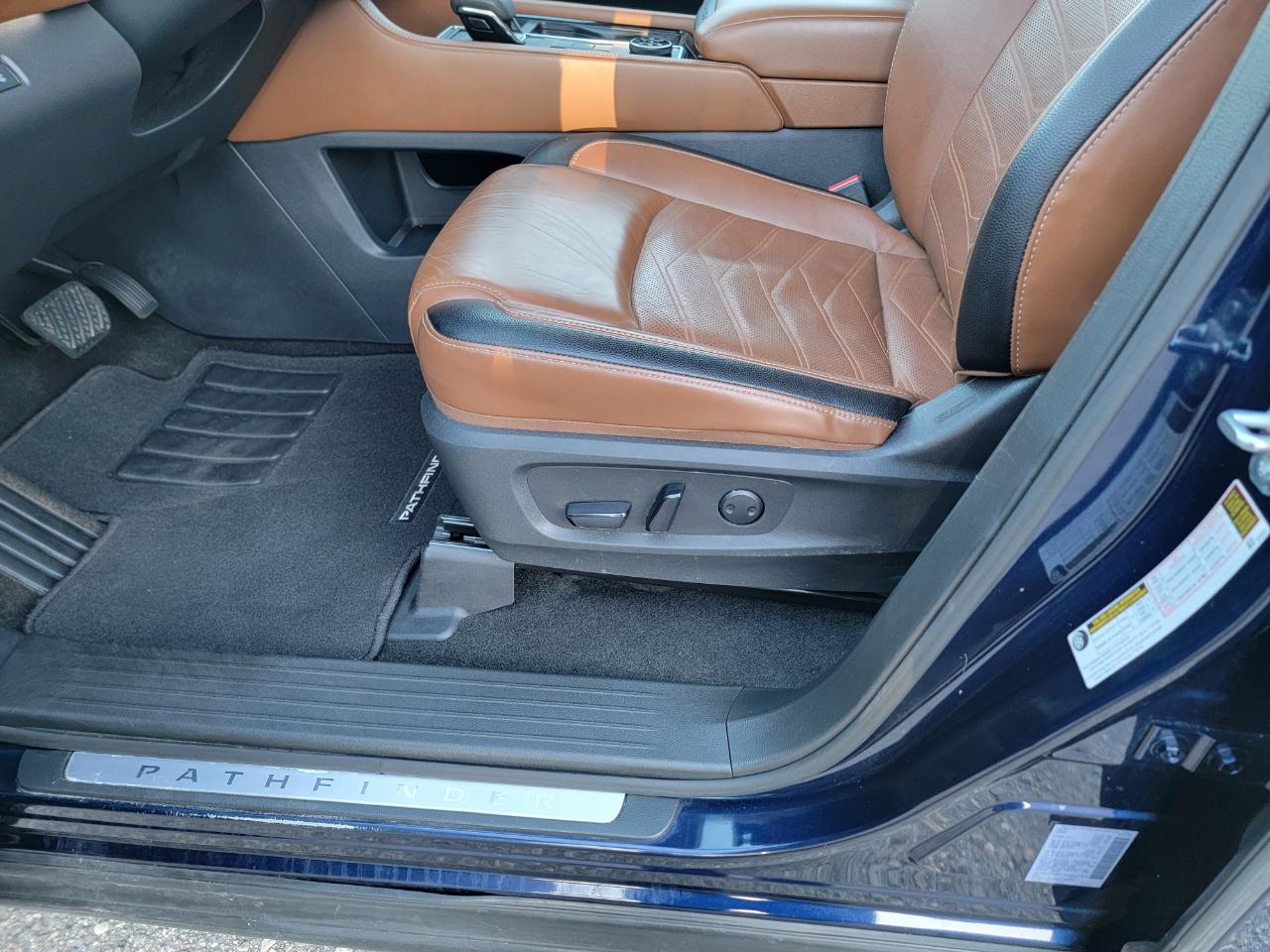 Nissan Pathfinder Platinum 4WD 2024