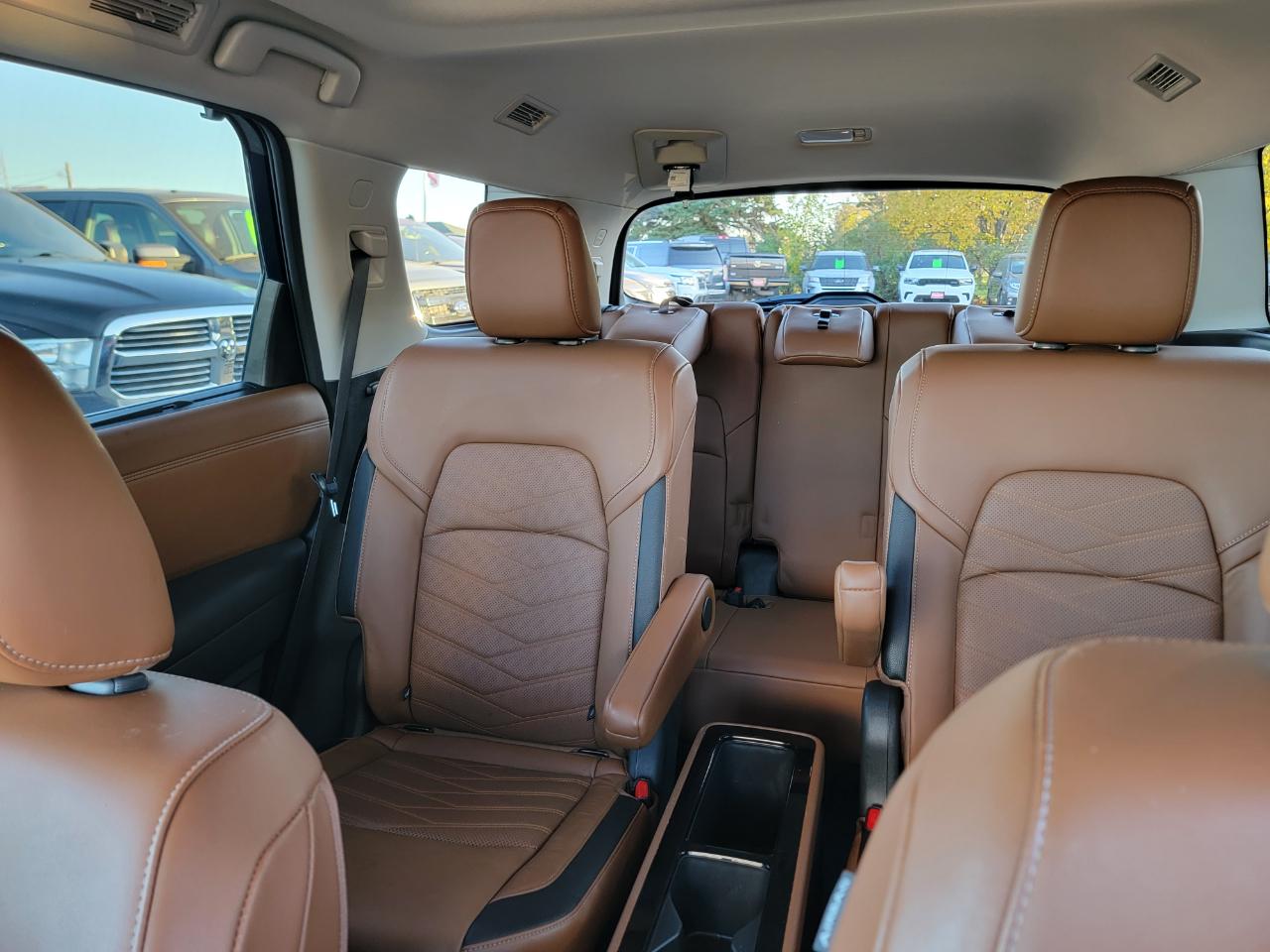 Nissan Pathfinder Platinum 4WD 2024