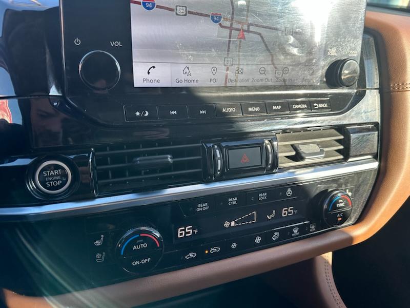 Nissan Pathfinder Platinum 4WD 2024