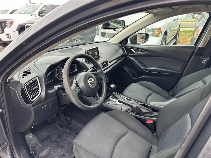 Mazda MAZDA3 i Sport AT 4-Door 2015