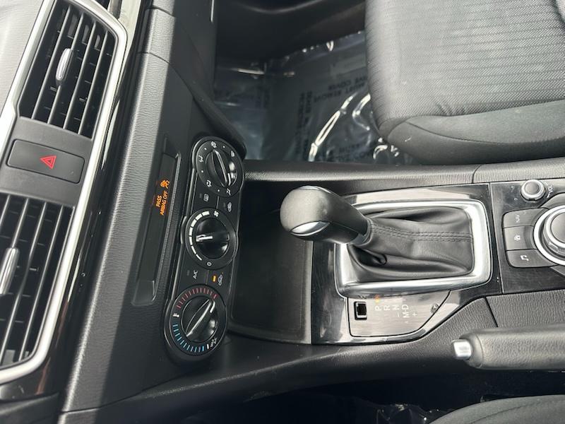 Mazda MAZDA3 i Sport AT 4-Door 2015