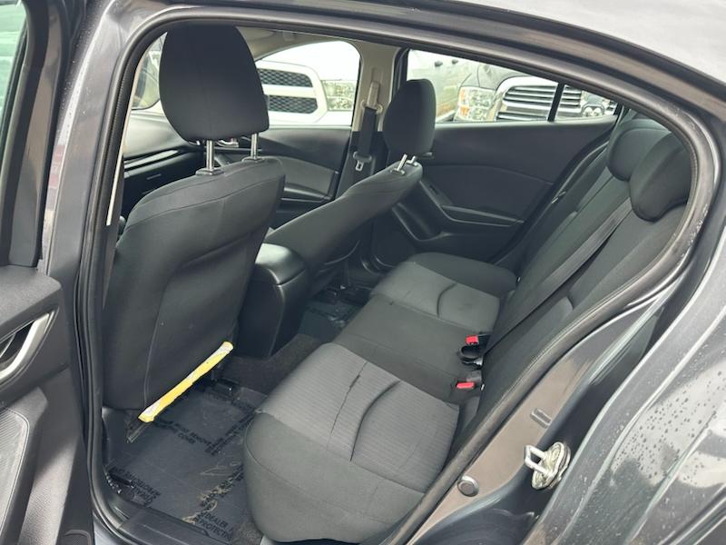 Mazda MAZDA3 i Sport AT 4-Door 2015