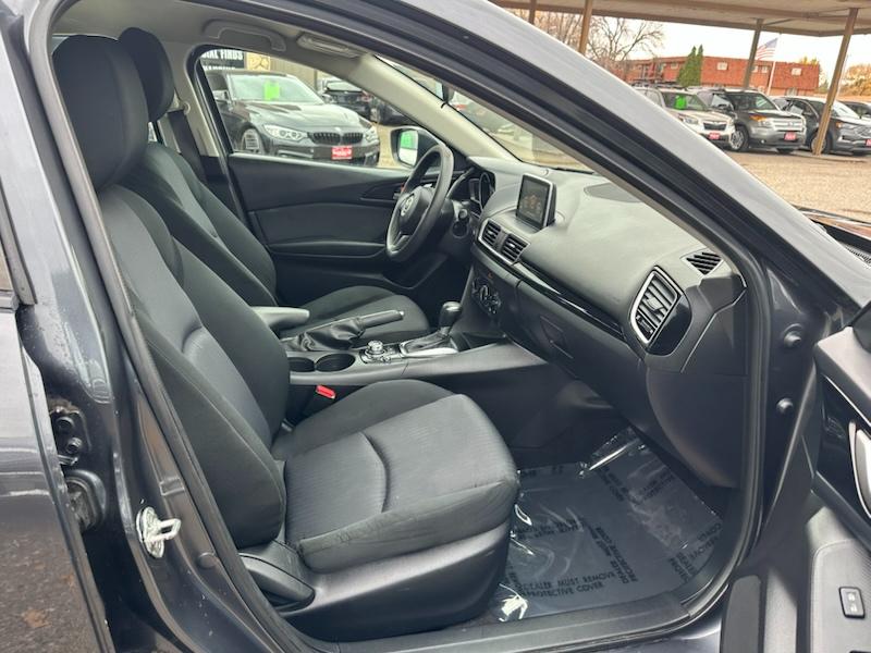Mazda MAZDA3 i Sport AT 4-Door 2015