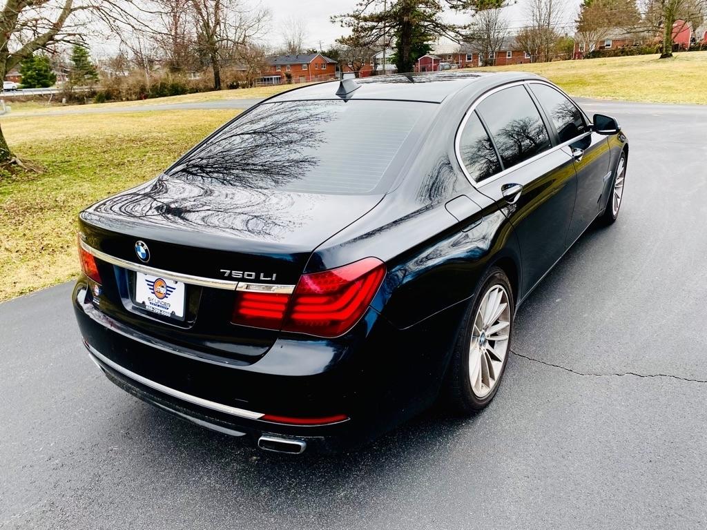 BMW Alpina B7 LWB xDrive 2013