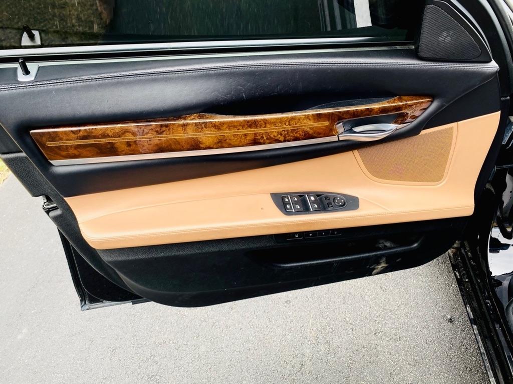 BMW Alpina B7 LWB xDrive 2013