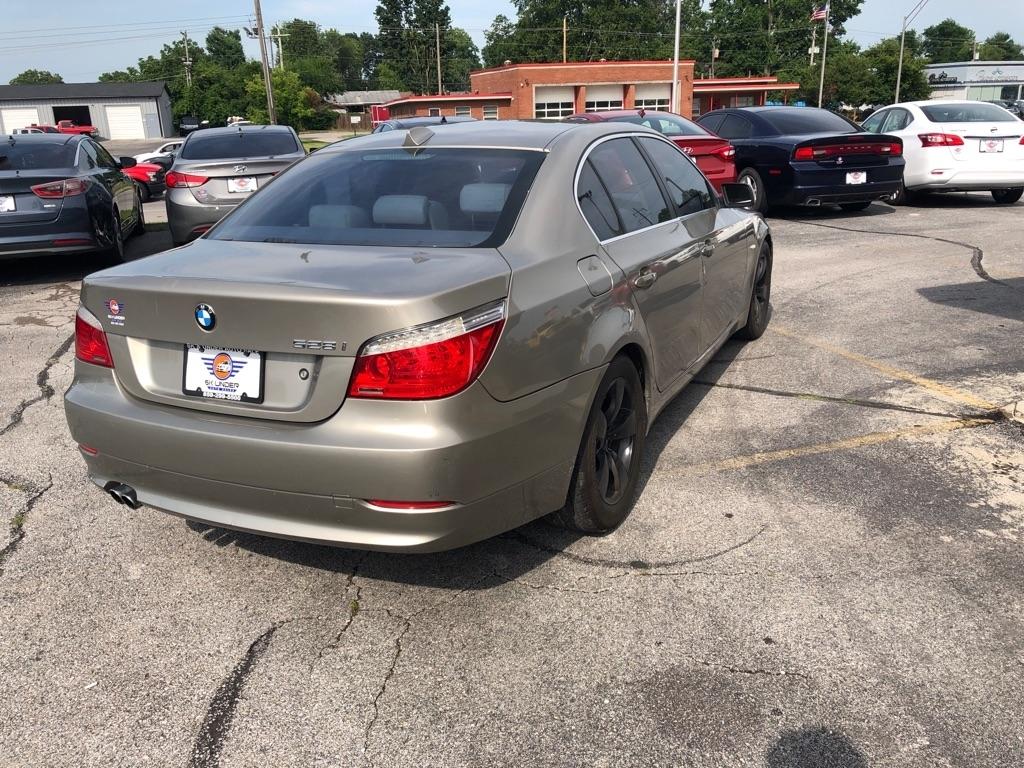 BMW 5-Series 528i 2008