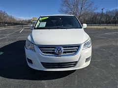 2010 Volkswagen Routan 