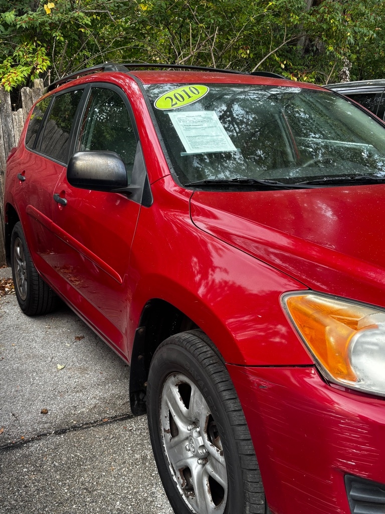 Toyota RAV4 Base I4 4WD 2010 Toyota RAV4 Base I4 4WD 2010