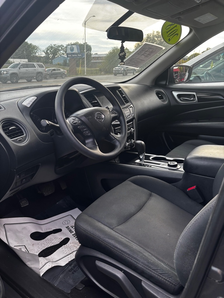 Nissan Pathfinder S 4WD 2018