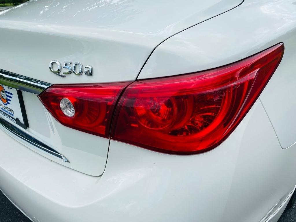 Infiniti Q50 Premium AWD 2014