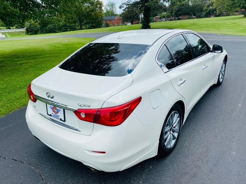 Infiniti Q50 Premium AWD 2014