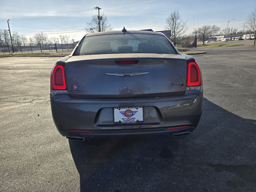 Chrysler 300 S V6 RWD 2017